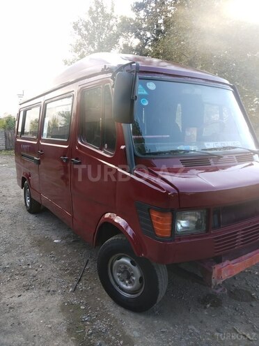 Mercedes 208 D 1992, 22,325 km - 0.2 l - Mingəçevir