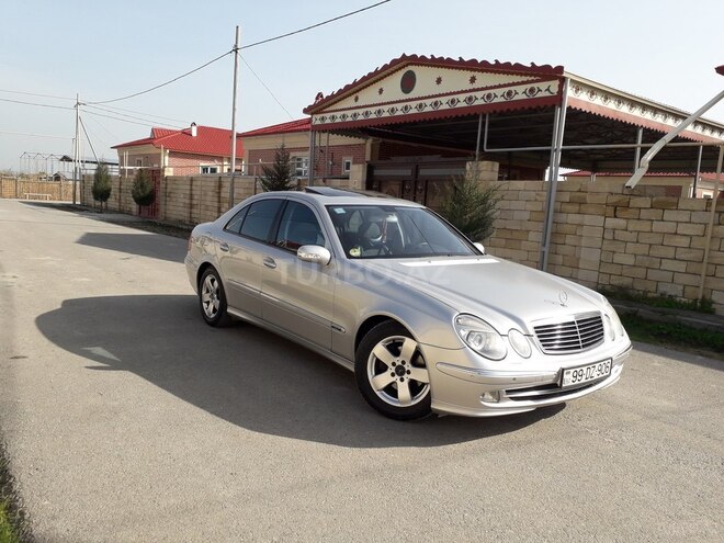 Mercedes E 270 2003, 330,000 km - 2.7 л - Bakı