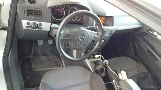Opel Astra 2006, 195,000 km - 1.3 l - Bakı
