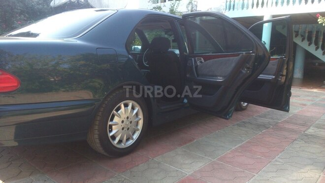 Mercedes E 230 1996, 346,158 km - 2.3 л - Lənkəran