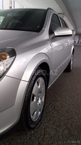 Opel Astra 2006, 195,000 km - 1.3 l - Bakı