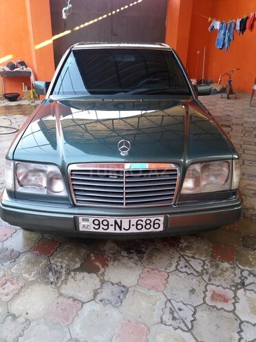 Mercedes E 220 1993, 400,000 km - 2.2 л - Bakı