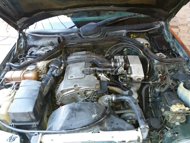 Mercedes E 220 1993, 400,000 km - 2.2 л - Bakı