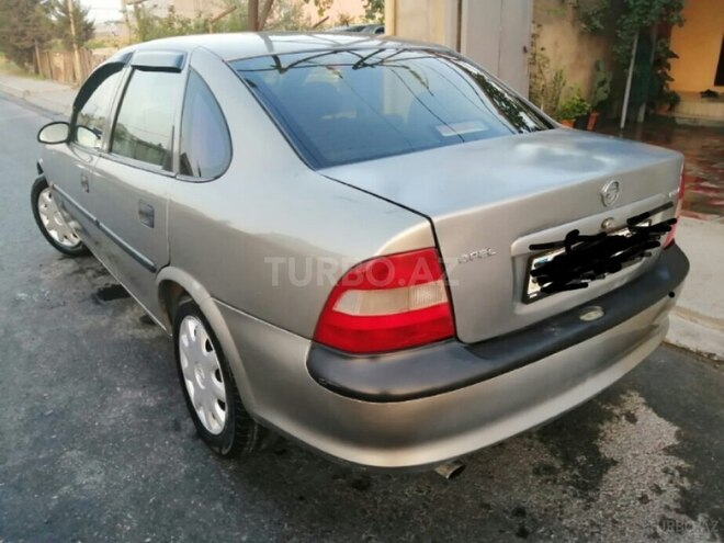 Opel Vectra 1998, 300,000 km - 1.8 l - Bakı