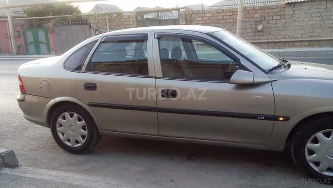 Opel Vectra 1998, 300,000 km - 1.8 l - Bakı