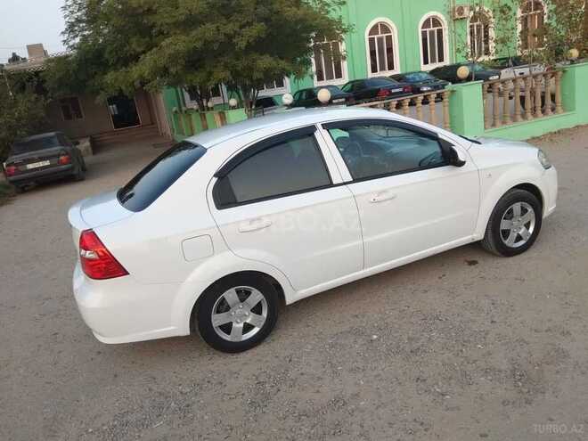 Chevrolet Aveo 2011, 152,300 km - 1.2 л - Salyan