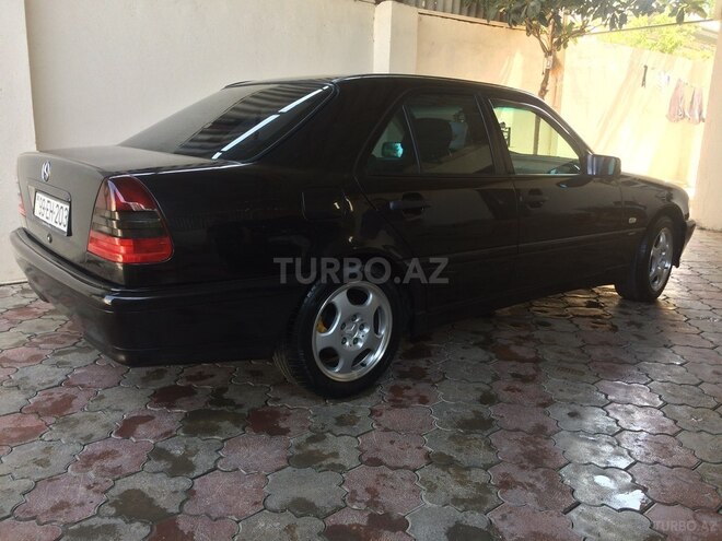 Mercedes 200 2000, 131 km - 0.2 л - Bakı