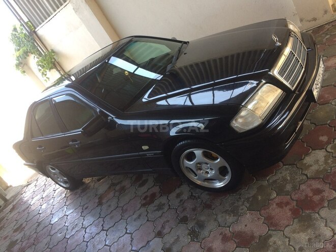 Mercedes 200 2000, 131 km - 0.2 л - Bakı