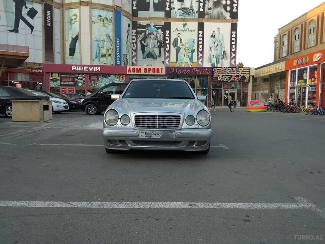 Mercedes E 280 1997, 388,090 km - 2.8 l - Bakı