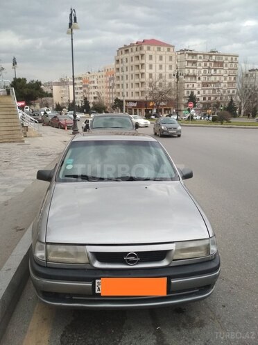 Opel Vectra 1995, 324,000 km - 2.0 l - Bakı
