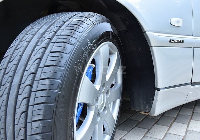 Mercedes C 230 2000, 215,000 km - 2.3 l - İmişli