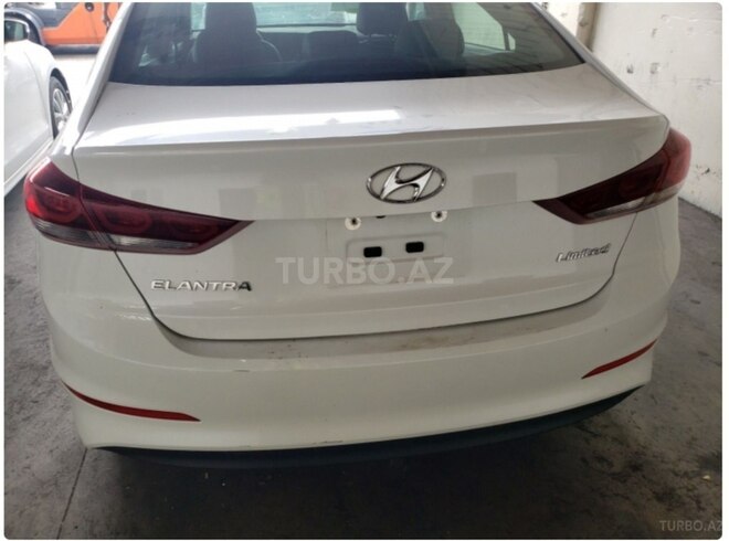 Hyundai Elantra 2017, 33,500 km - 2.0 л - Bakı
