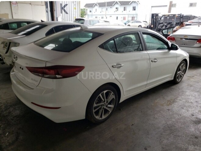 Hyundai Elantra 2017, 33,500 km - 2.0 л - Bakı