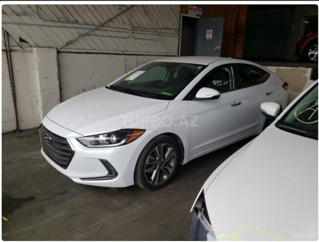 Hyundai Elantra 2017, 33,500 km - 2.0 л - Bakı