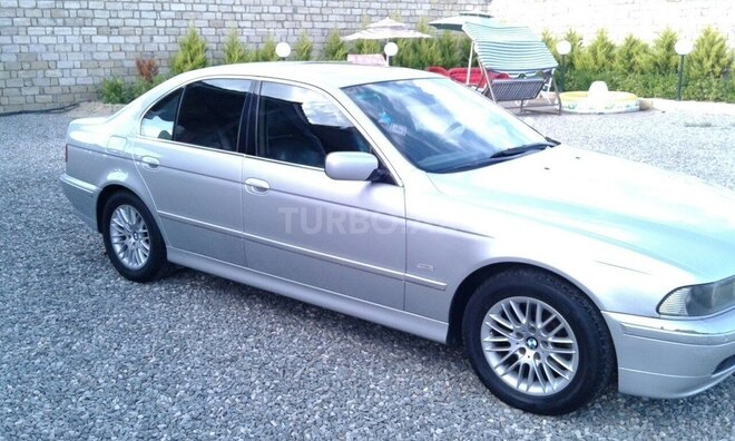 BMW 530 2003, 220,000 km - 3.0 l - Bakı