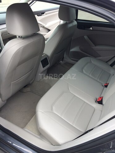 Volkswagen Passat 2013, 92,000 km - 1.8 л - Gədəbəy