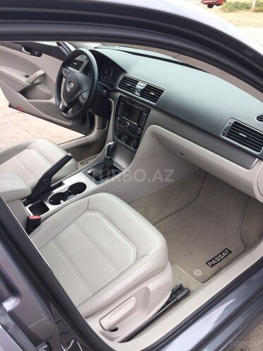 Volkswagen Passat 2013, 92,000 km - 1.8 л - Gədəbəy