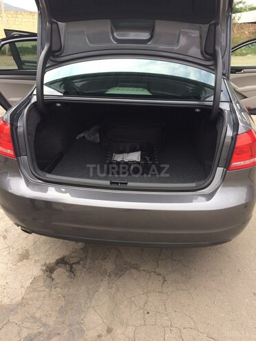 Volkswagen Passat 2013, 92,000 km - 1.8 л - Gədəbəy