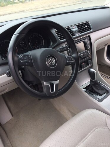 Volkswagen Passat 2013, 92,000 km - 1.8 л - Gədəbəy