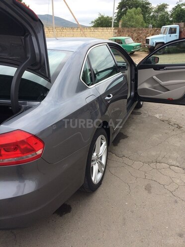 Volkswagen Passat 2013, 92,000 km - 1.8 л - Gədəbəy