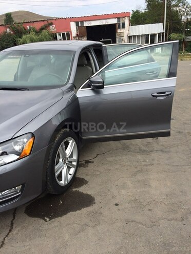 Volkswagen Passat 2013, 92,000 km - 1.8 л - Gədəbəy