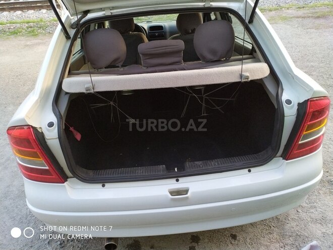 Opel Astra 2001, 243,000 km - 1.8 l - Bakı