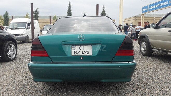 Mercedes C 230 1998, 26,000 km - 0.2 l - Gəncə