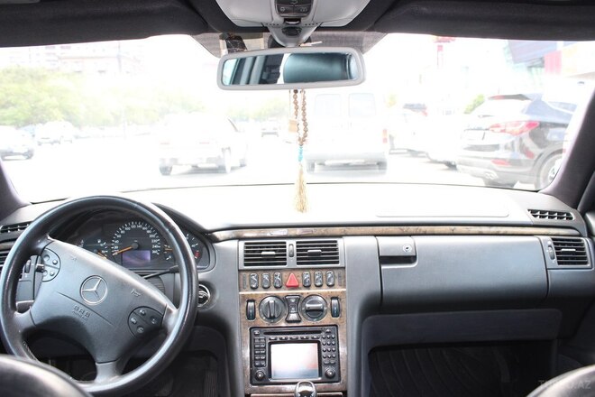 Mercedes E 320 2000, 340,000 km - 3.2 l - Bakı