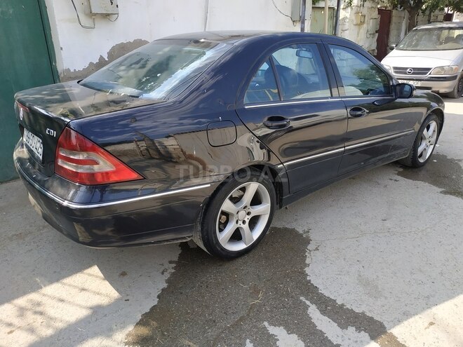 Mercedes C 320 2006, 235,418 km - 3.2 l - Bakı