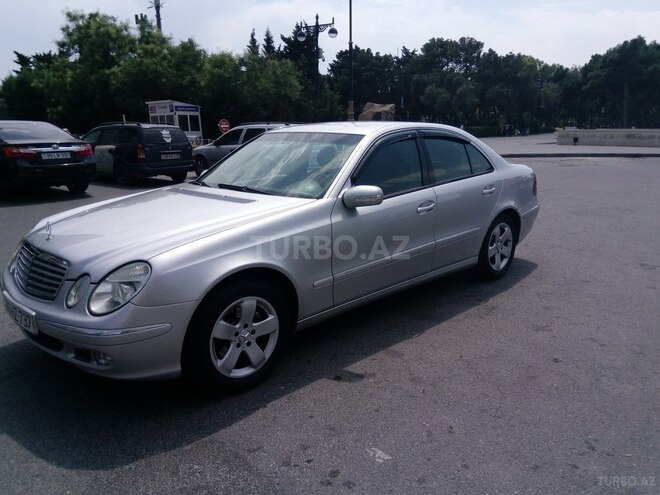 Mercedes E 220 2003, 280,000 km - 2.2 l - Bakı