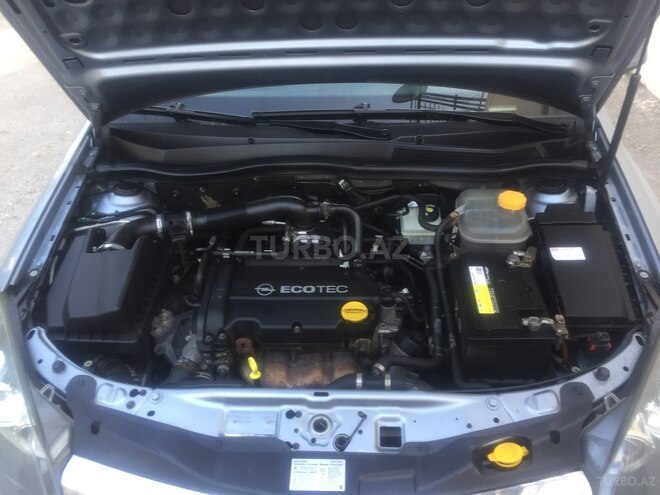 Opel Astra 2016, 181,000 km - 1.4 л - Bakı