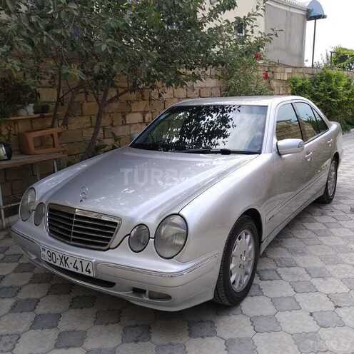 Mercedes E 240 1999, 275,000 km - 2.4 l - Bakı