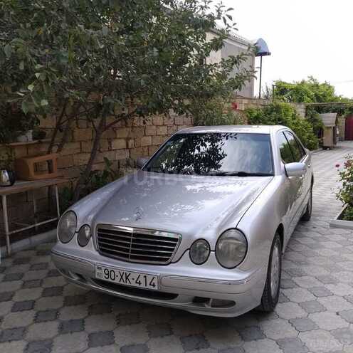Mercedes E 240 1999, 275,000 km - 2.4 l - Bakı