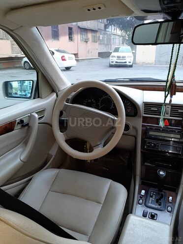 Mercedes C 230 1997, 293,000 km - 2.3 l - Bakı