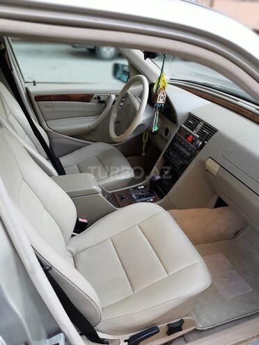 Mercedes C 230 1997, 293,000 km - 2.3 l - Bakı
