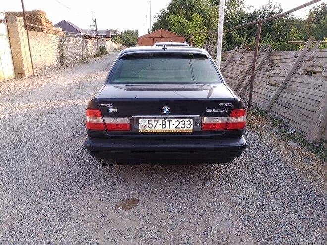 BMW 525 1994, 348,870 km - 2.5 л - Gəncə