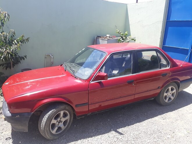 BMW  1990, 180,000 km - 1.9 l - Bakı