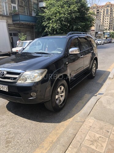 Toyota Fortuner 2005, 167,000 km - 4.0 l - Bakı