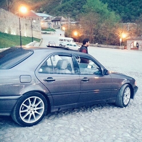 Mercedes C 180 1997, 420,000 km - 1.8 л - Bakı