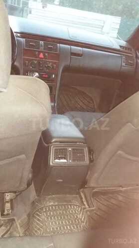 Mercedes E 220 1997, 350,000 km - 2.2 l - Bakı