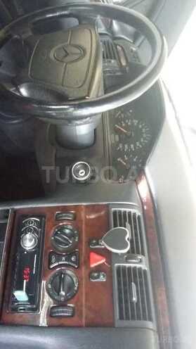 Mercedes E 220 1997, 350,000 km - 2.2 l - Bakı