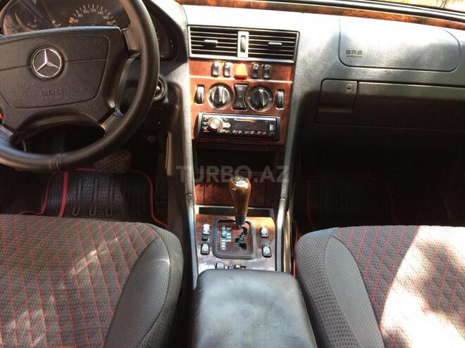 Mercedes C 180 1999, 234,000 km - 1.8 л - Bakı