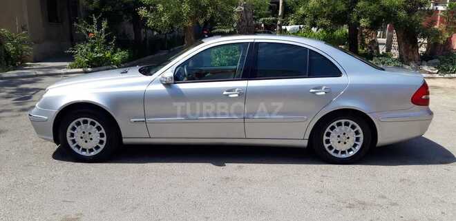 Mercedes E 240 2002, 124,666 km - 2.4 l - Bakı