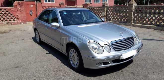 Mercedes E 240 2002, 124,666 km - 2.4 l - Bakı