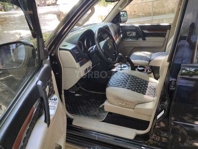 Mitsubishi Pajero 2007, 175,000 km - 3.0 l - Bakı