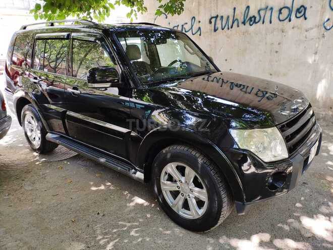 Mitsubishi Pajero 2007, 175,000 km - 3.0 l - Bakı