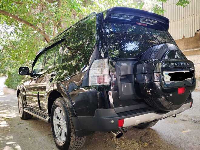 Mitsubishi Pajero 2007, 175,000 km - 3.0 l - Bakı