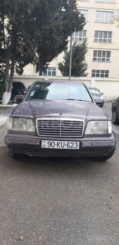 Mercedes E 230 1992, 298,000 km - 2.3 l - Bakı