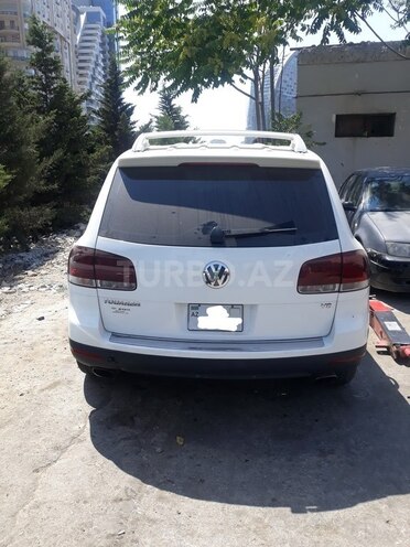 Volkswagen Touareg 2004, 180,000 km - 4.2 l - Bakı