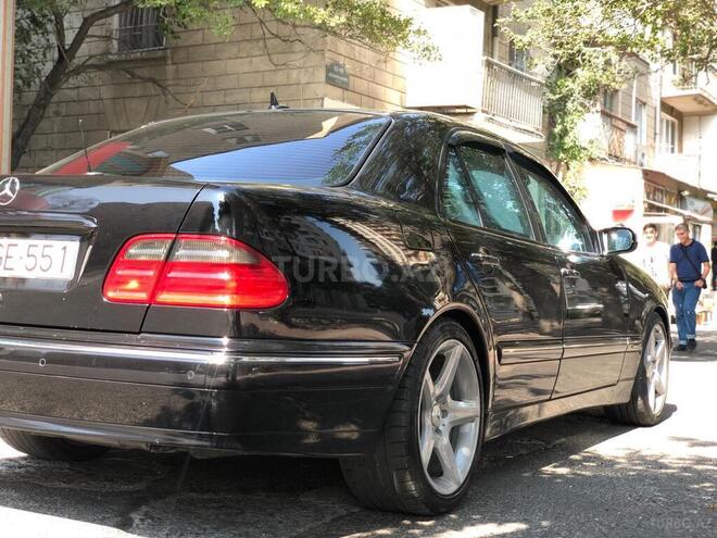 Mercedes E 200 2001, 234,000 km - 2.0 l - Bakı